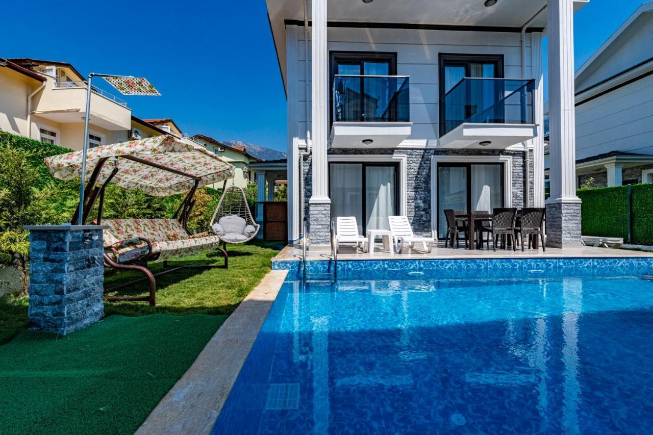 Salkim- 4 Bedroom Holiday Villa In Oludeniz Fethiye Exterior photo