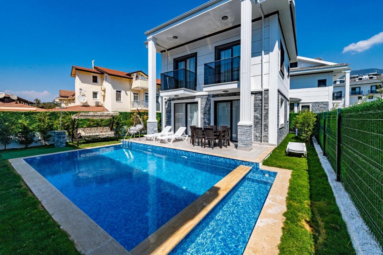 Salkim- 4 Bedroom Holiday Villa In Oludeniz Fethiye Exterior photo