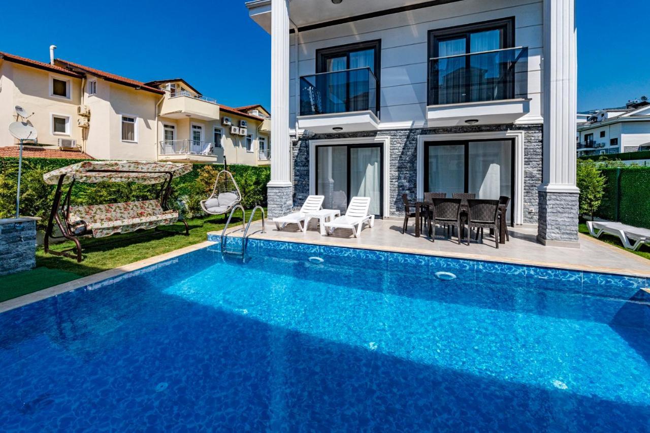 Salkim- 4 Bedroom Holiday Villa In Oludeniz Fethiye Exterior photo