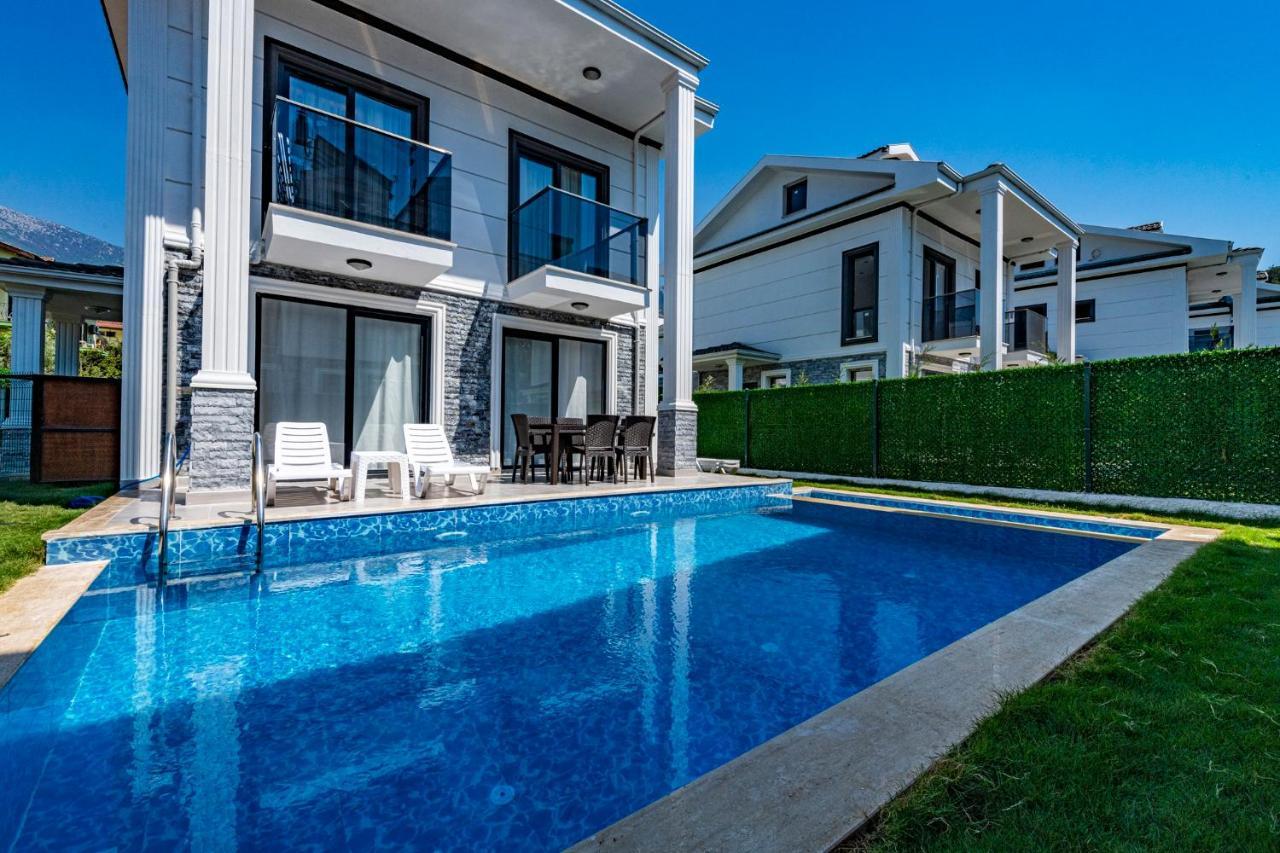 Salkim- 4 Bedroom Holiday Villa In Oludeniz Fethiye Exterior photo